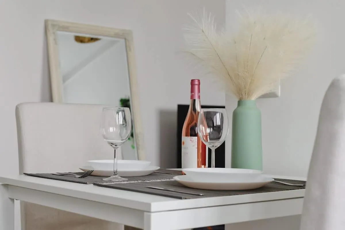 Oasis Suite - Subway 50 Meters Just 5 Minutes From Duomo Milan Italy