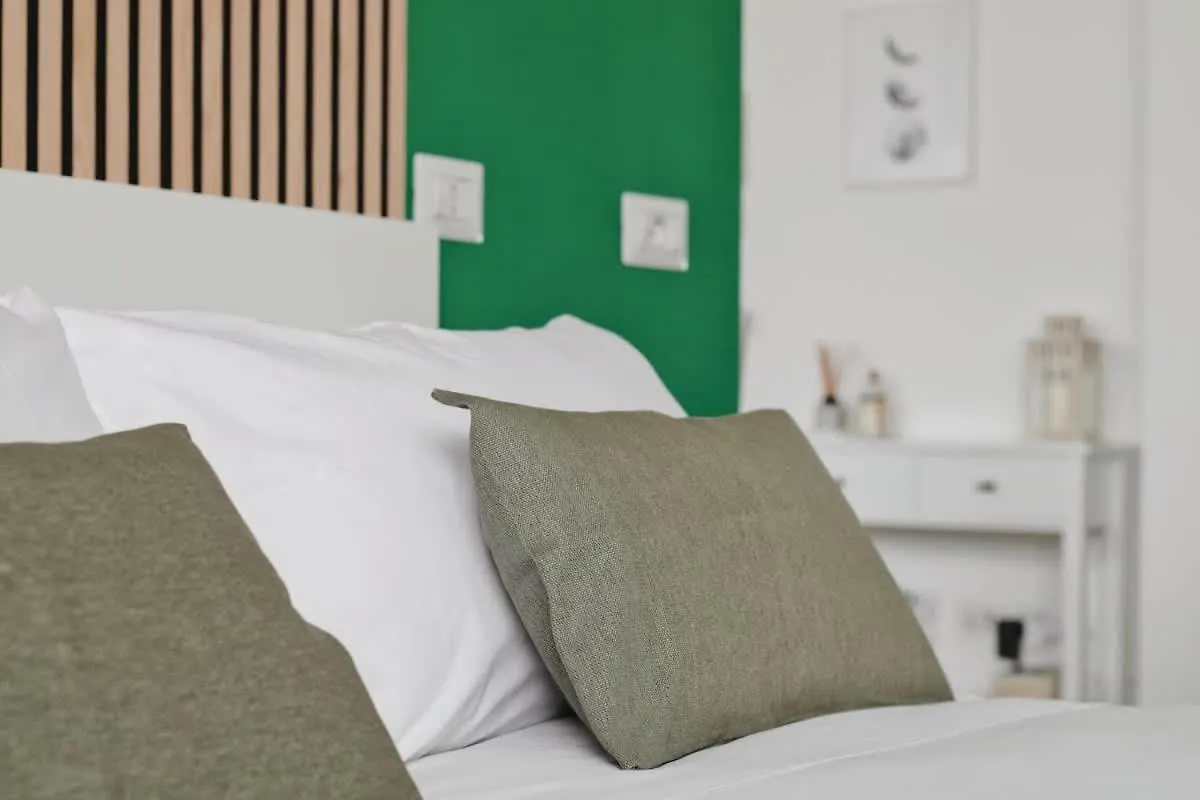 Apartment Oasis Suite - Subway 50 Meters Just 5 Minutes From Duomo Milan Italy